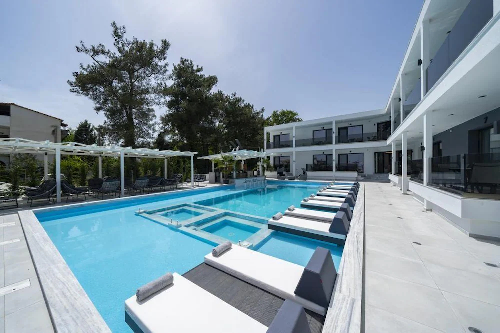 Avaton Luxury Resort