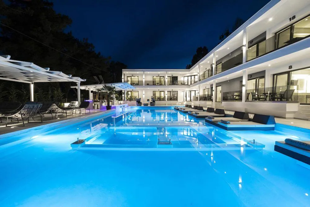 Avaton Luxury Resort