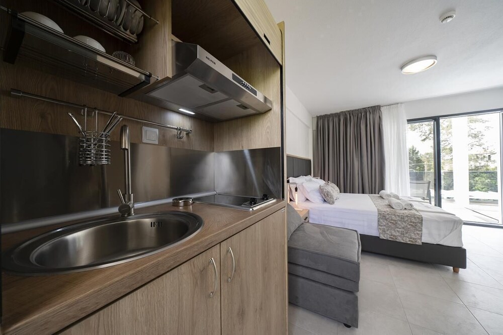 Avaton Luxury Resort
