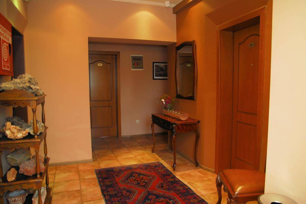 Paris Hotel