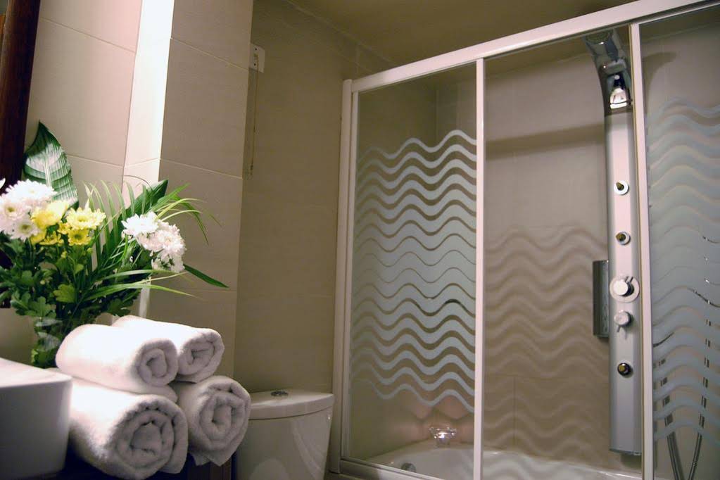 Paris Hotel