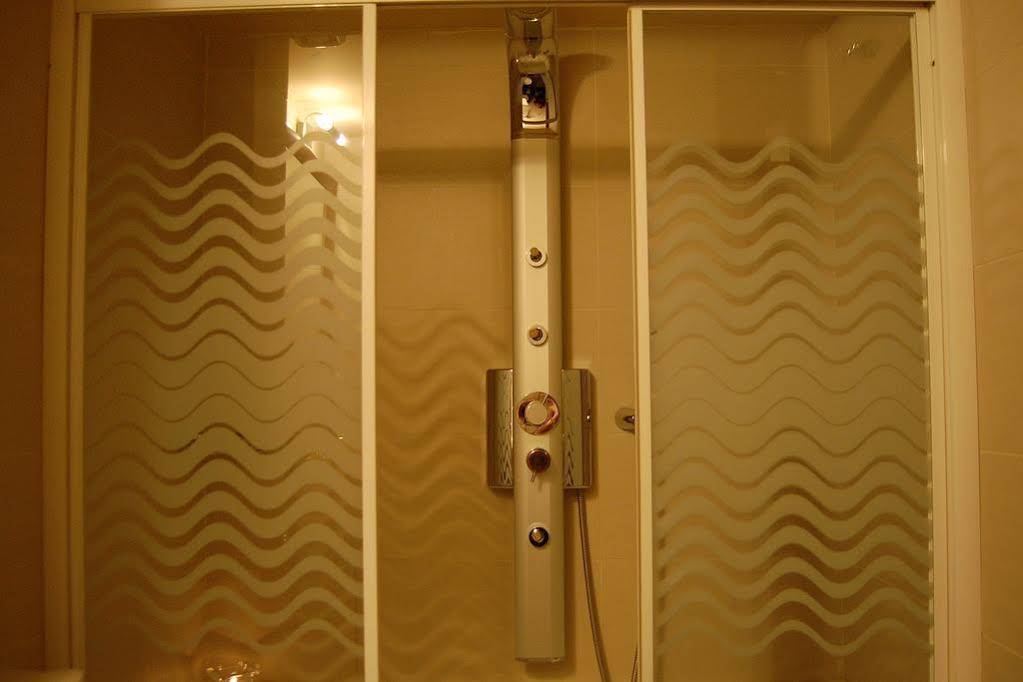 Paris Hotel