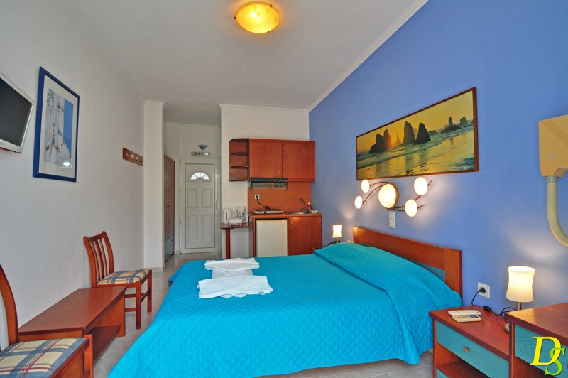 Dionysis Studios Hotel