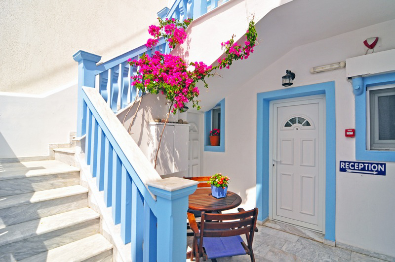 Dionysis Studios Hotel
