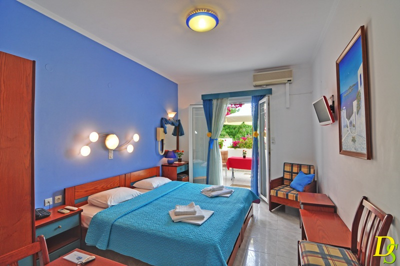 Dionysis Studios Hotel