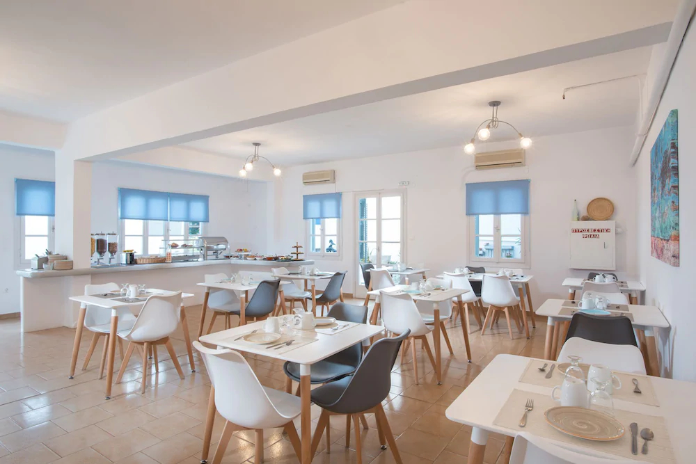 Milos Hotel
