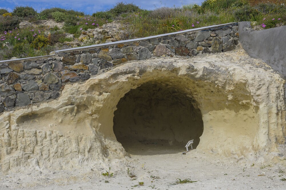 Milos Zen Suites