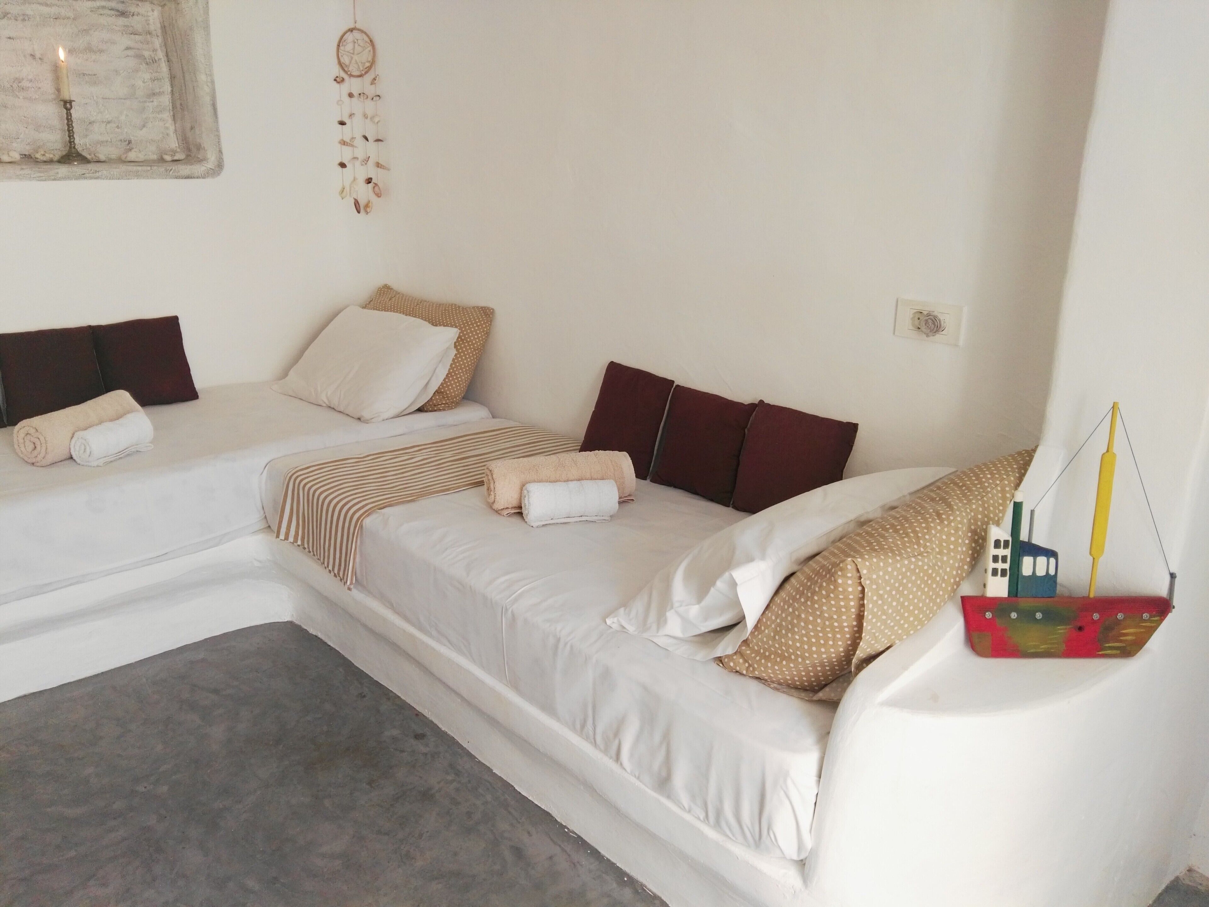 Moments Rooms