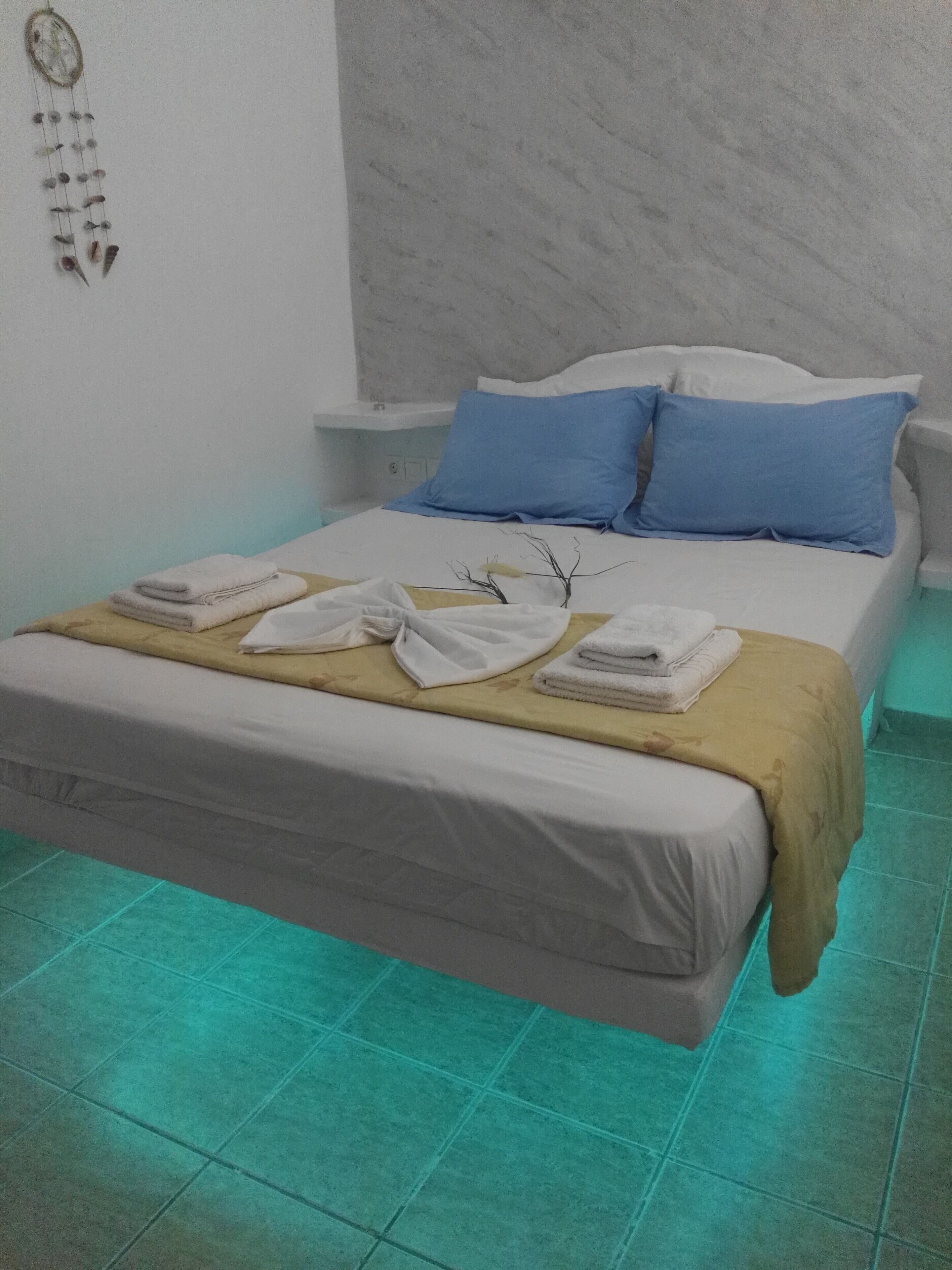 Moments Rooms