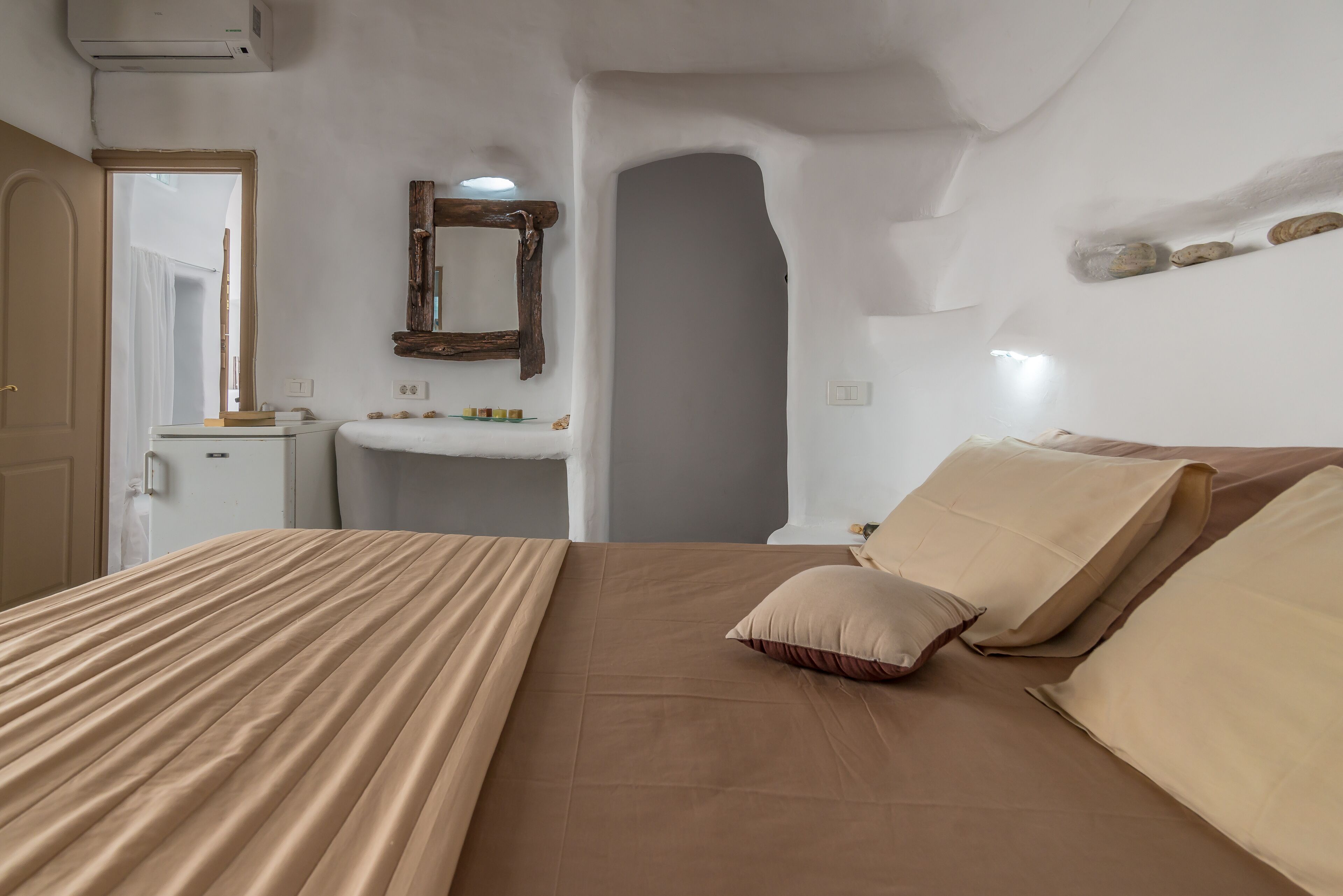 Moments Rooms