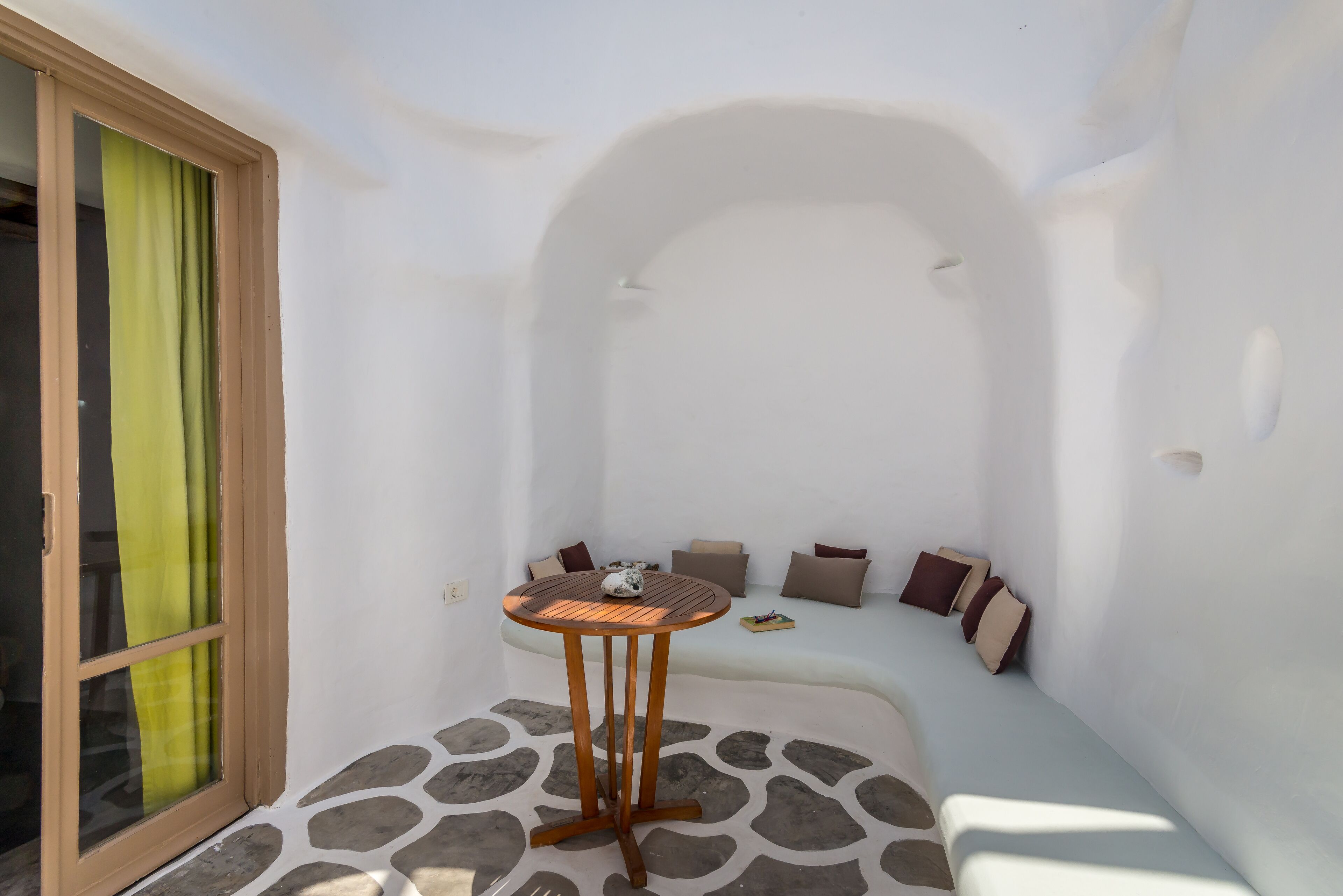 Moments Rooms