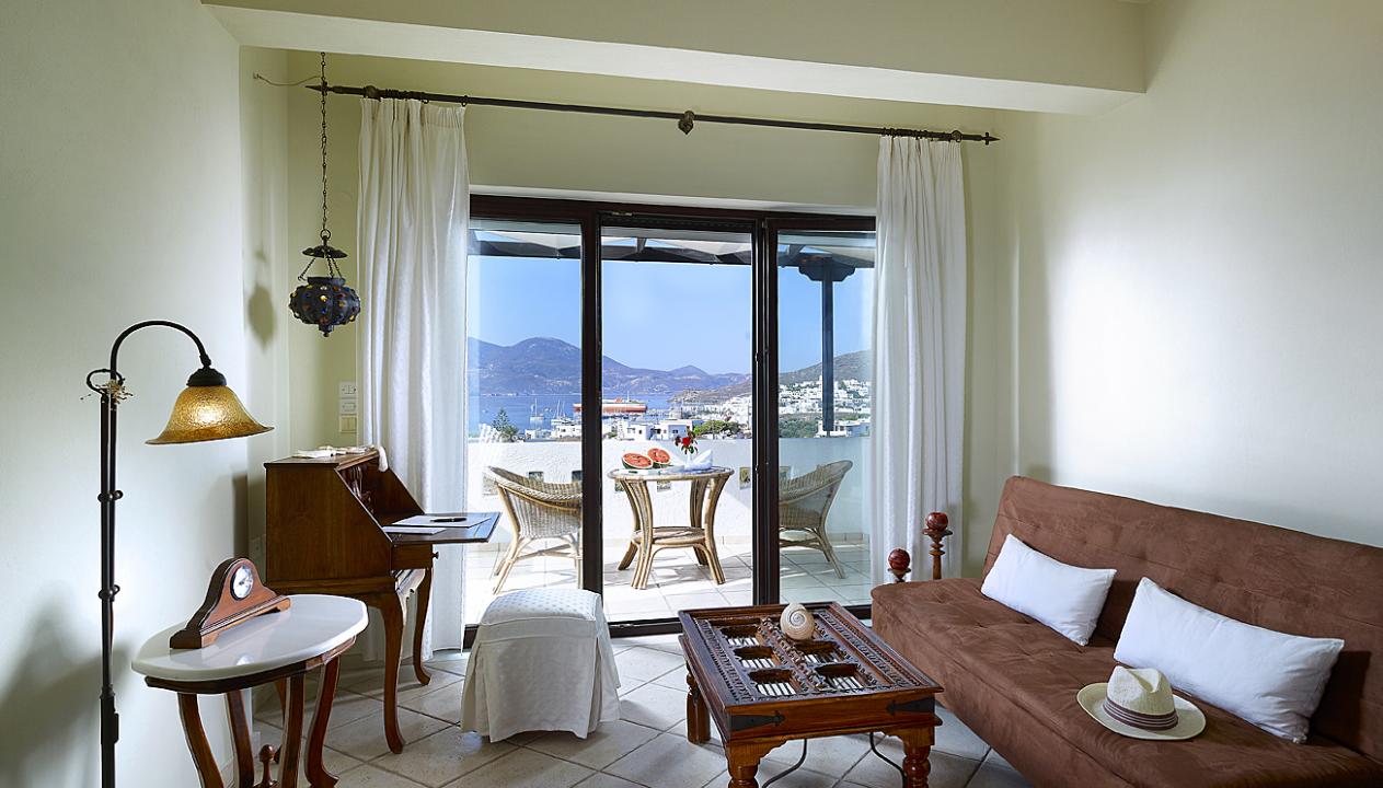 Santa Maria Village Resort & Spa