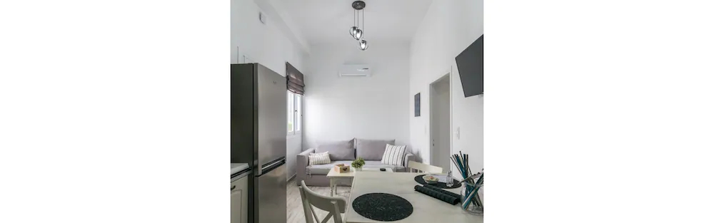 Uncle's Luxury Adamas Suites