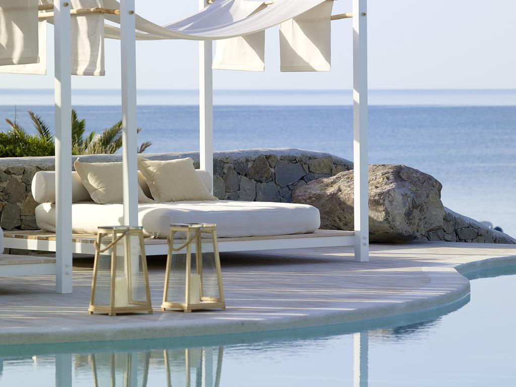 Artemis Seaside Resort