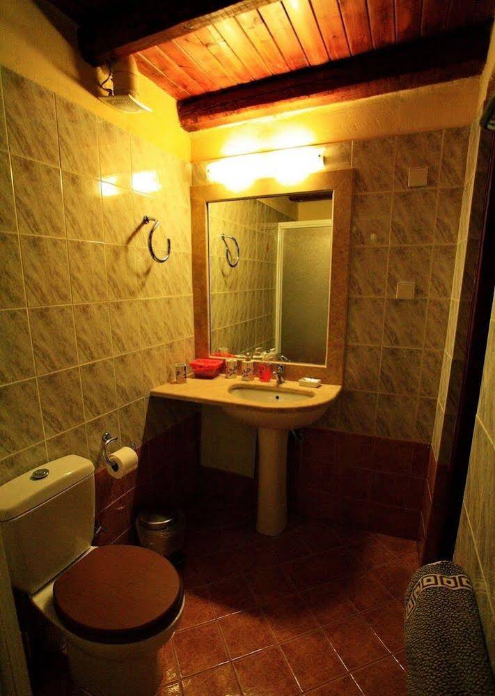 Alexander Resort