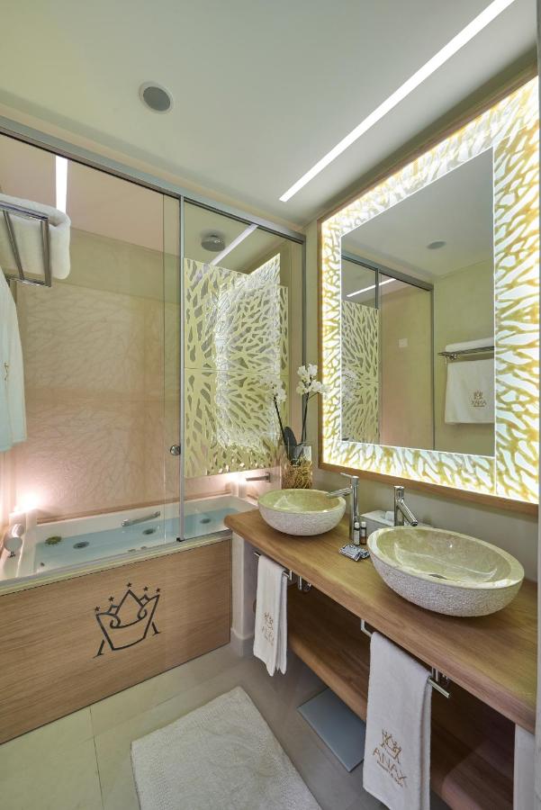 Anax Resort & Spa