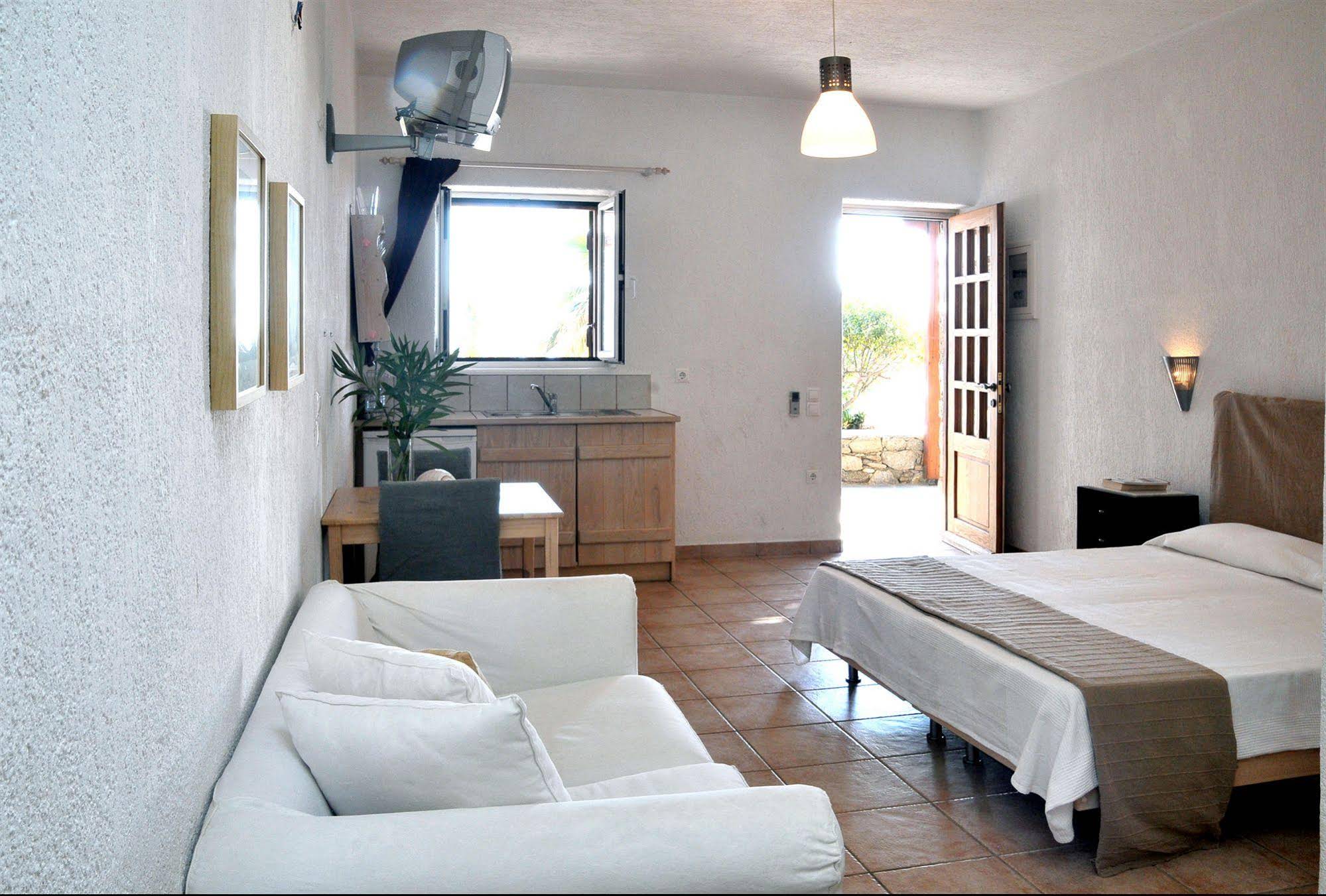 Fos Suites