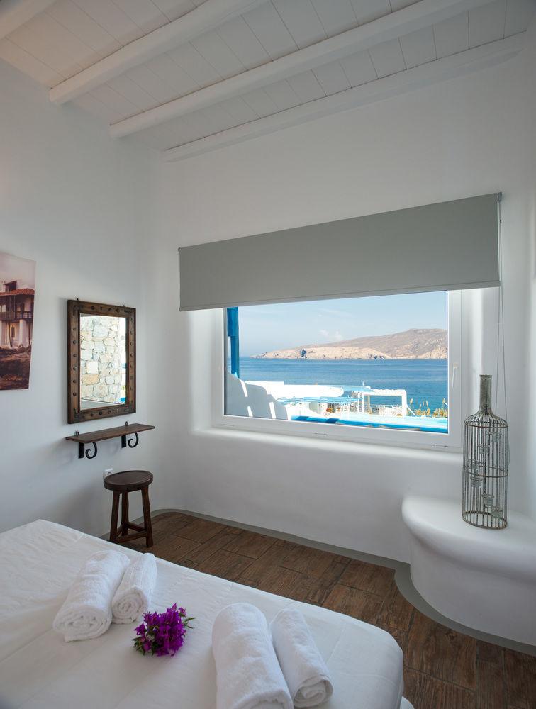 Mykonos Lolita, A Grecotel Resort to Live
