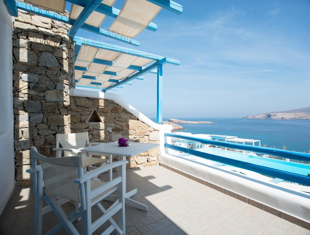 Mykonos Lolita, A Grecotel Resort to Live