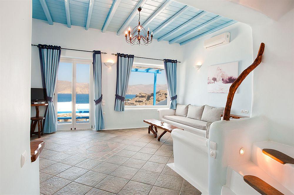 Mykonos Lolita, A Grecotel Resort to Live