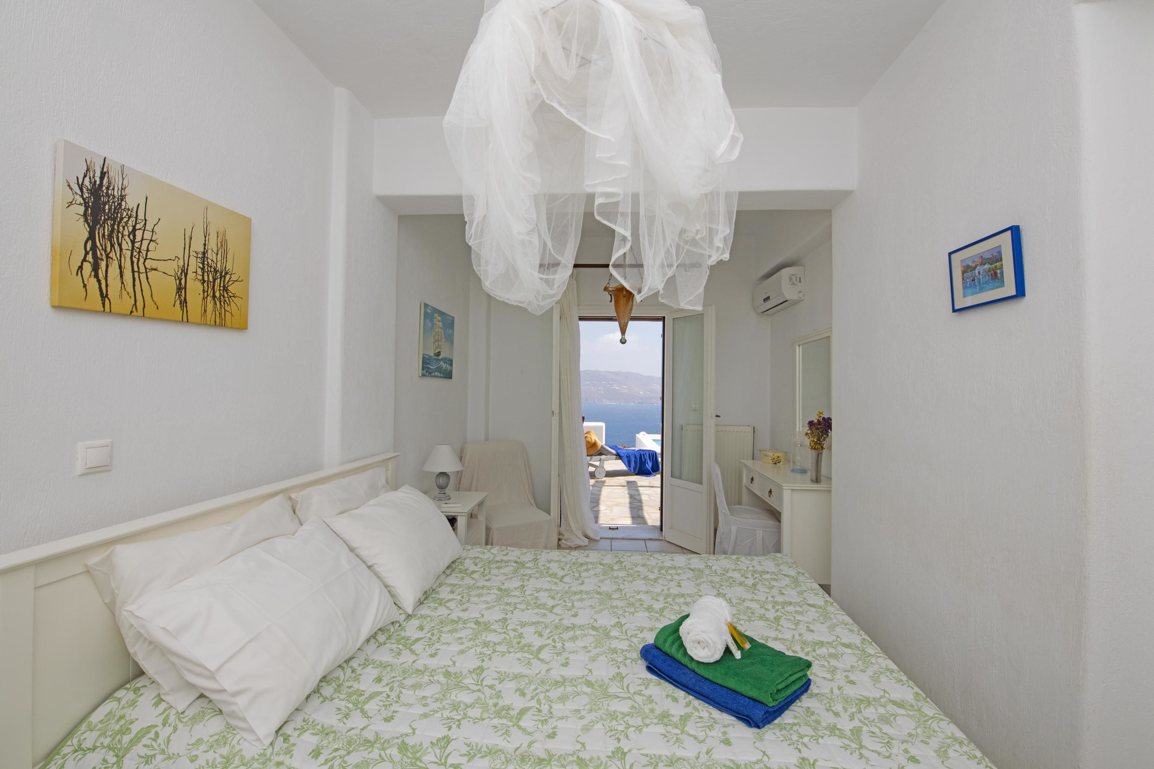 Siourdas Mykonos Villas
