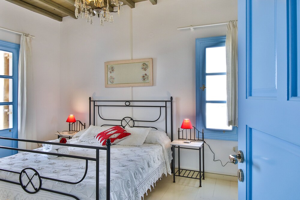 Anerousses Mykonian Traditional Houses