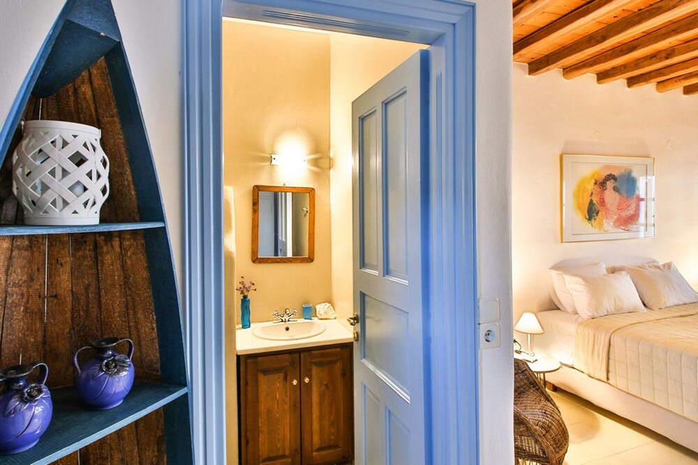 Anerousses Mykonian Traditional Houses