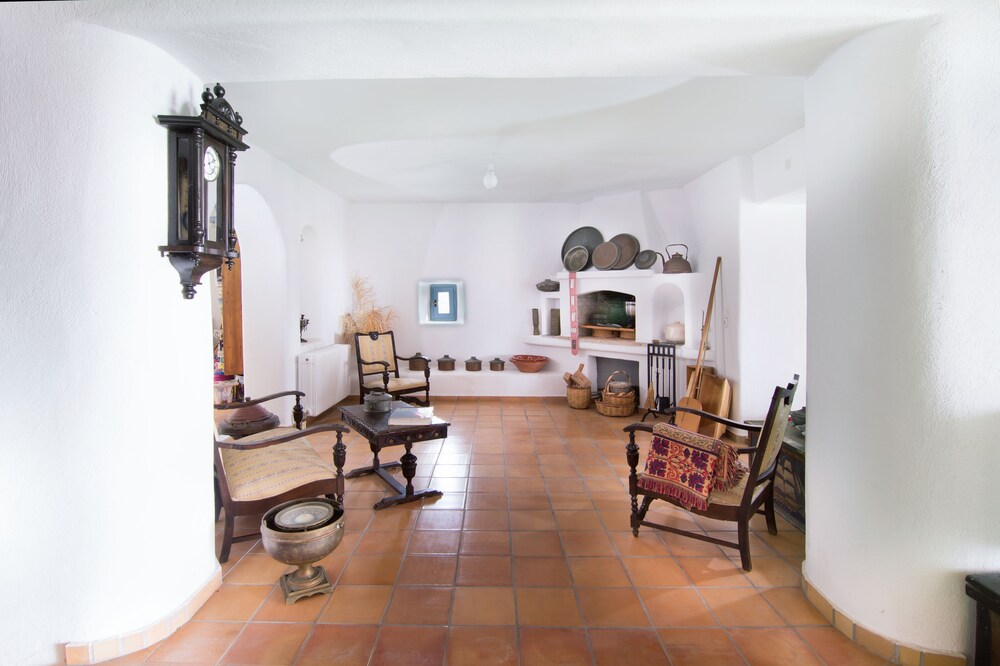 Anerousses Mykonian Traditional Houses