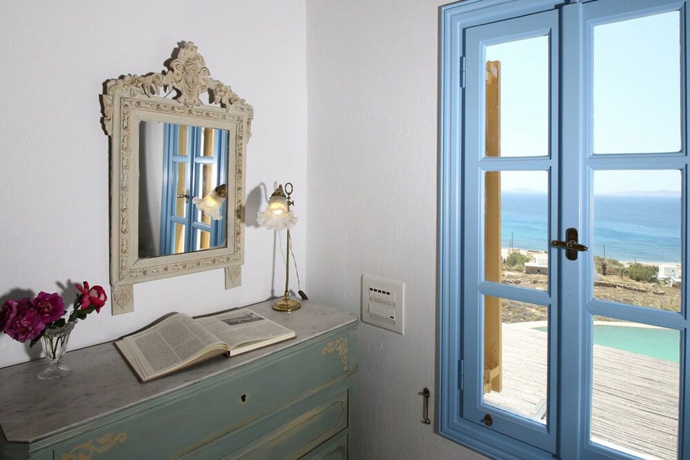 Anerousses Mykonian Traditional Houses