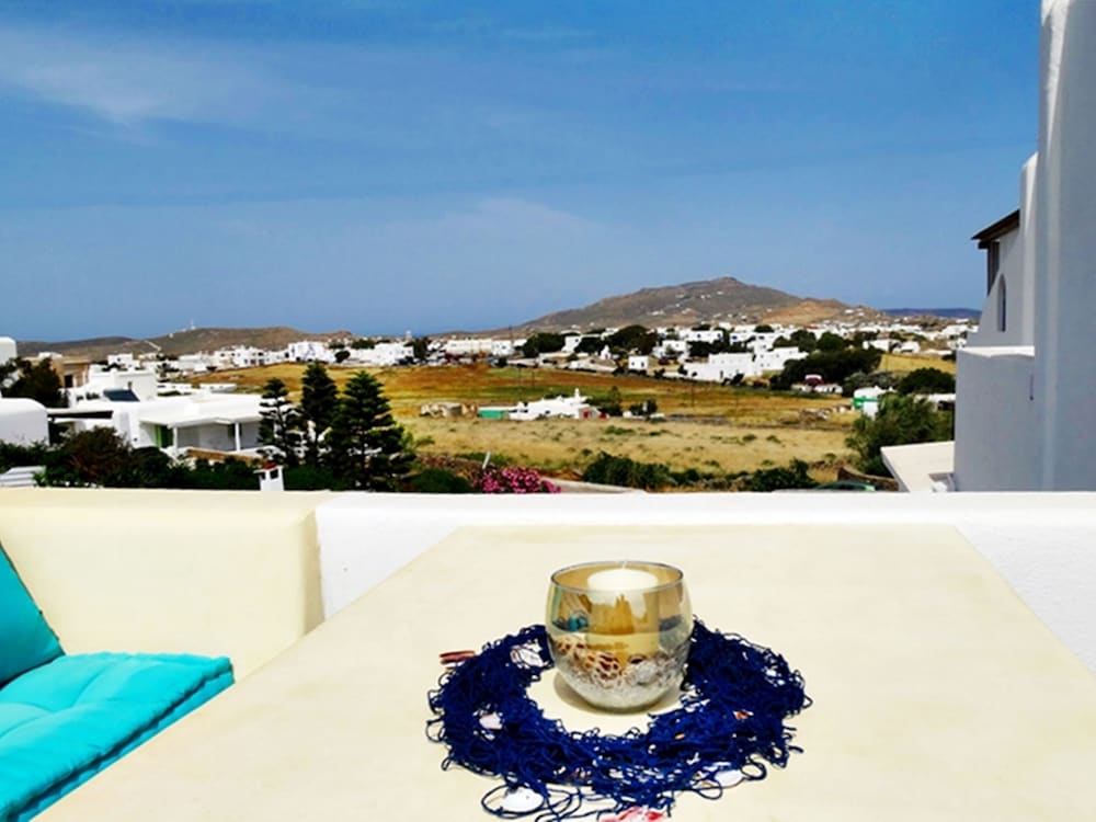 Mykonian Breeze