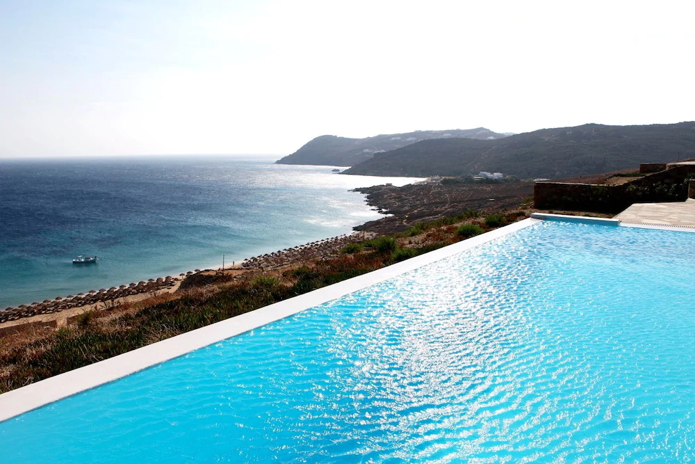 Elia White Residence