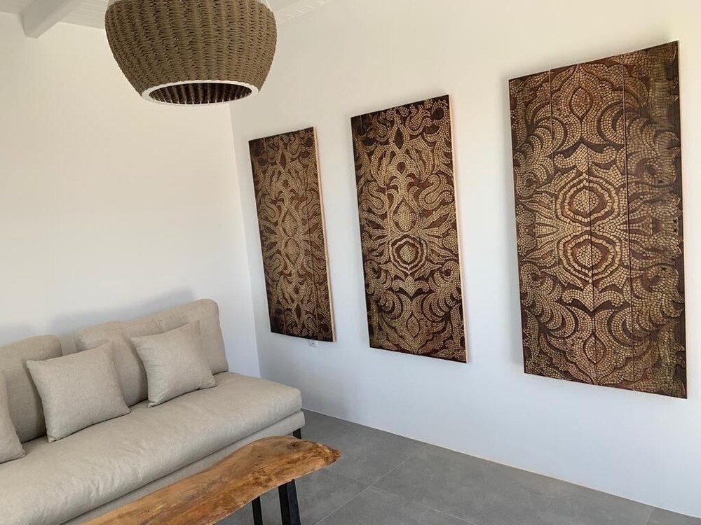 Khamsa Mykonian Suites