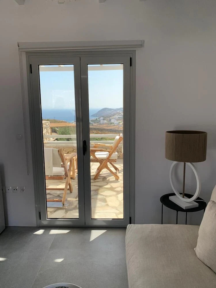 Khamsa Mykonian Suites