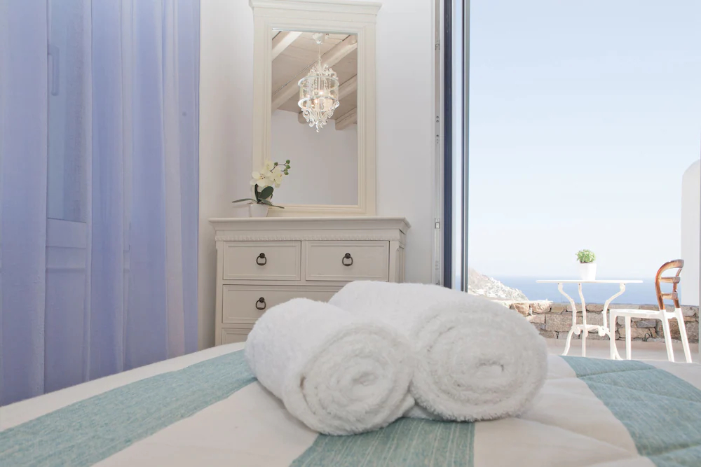Niriides Homes & Villas
