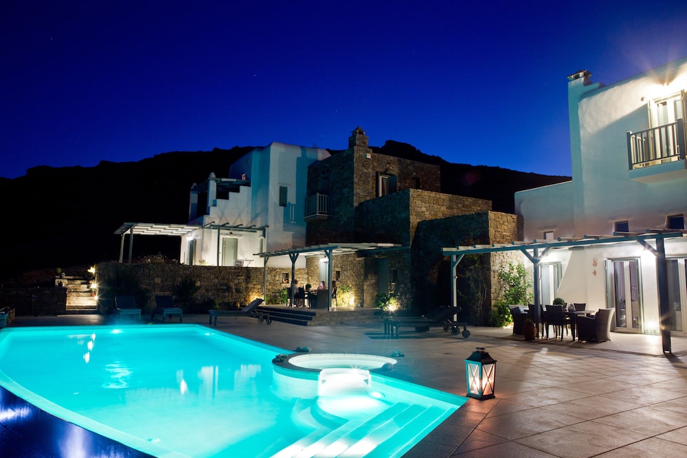 Niriides Homes & Villas
