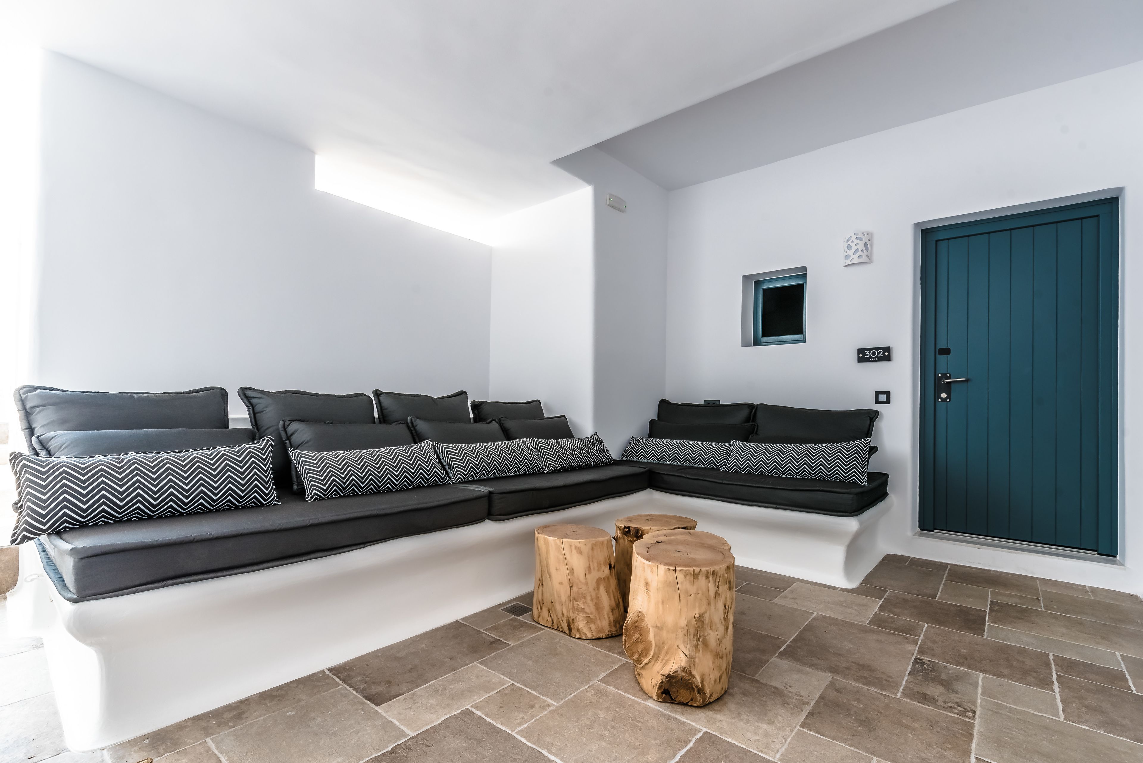 Portes Mykonos
