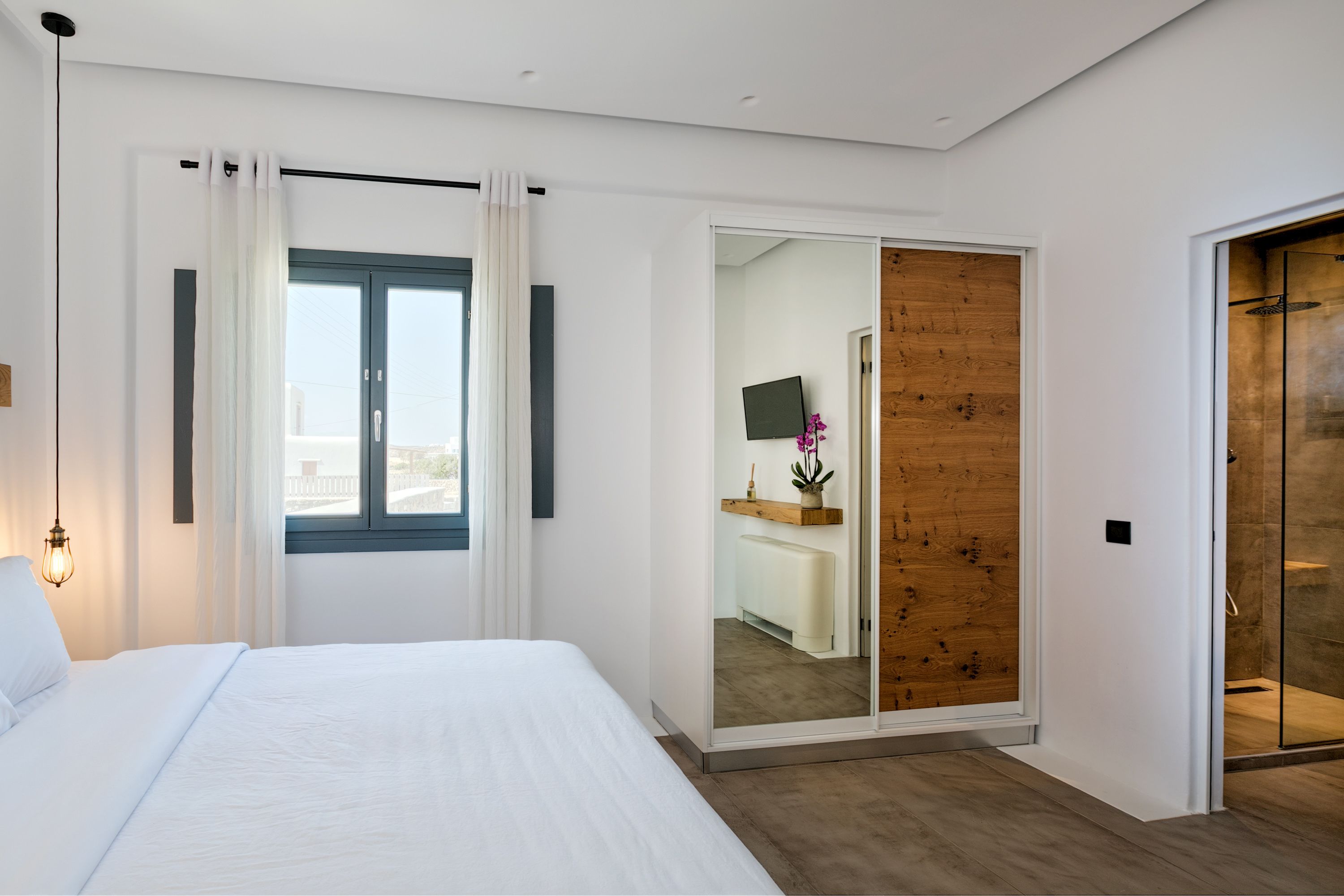 Portes Mykonos