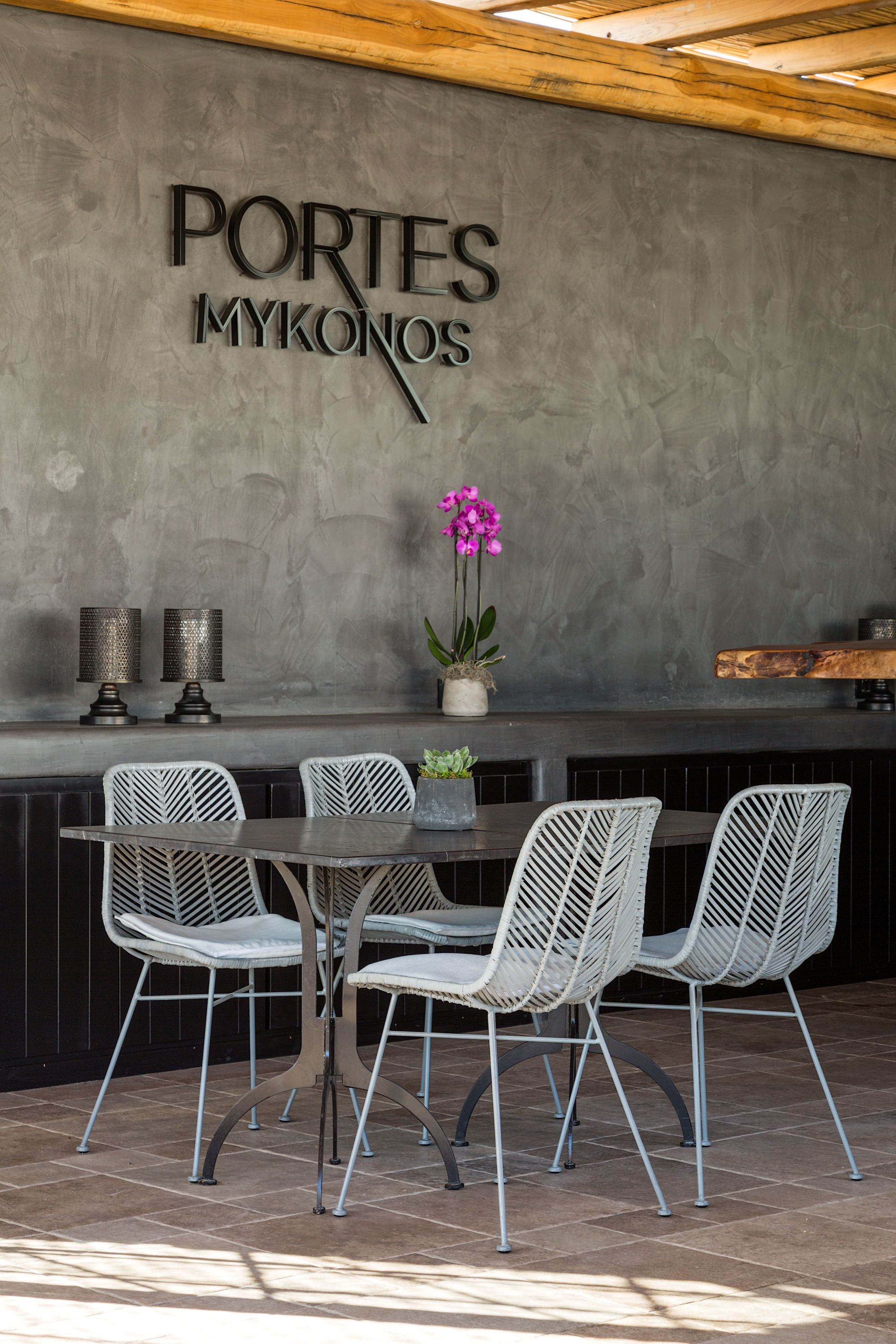 Portes Mykonos