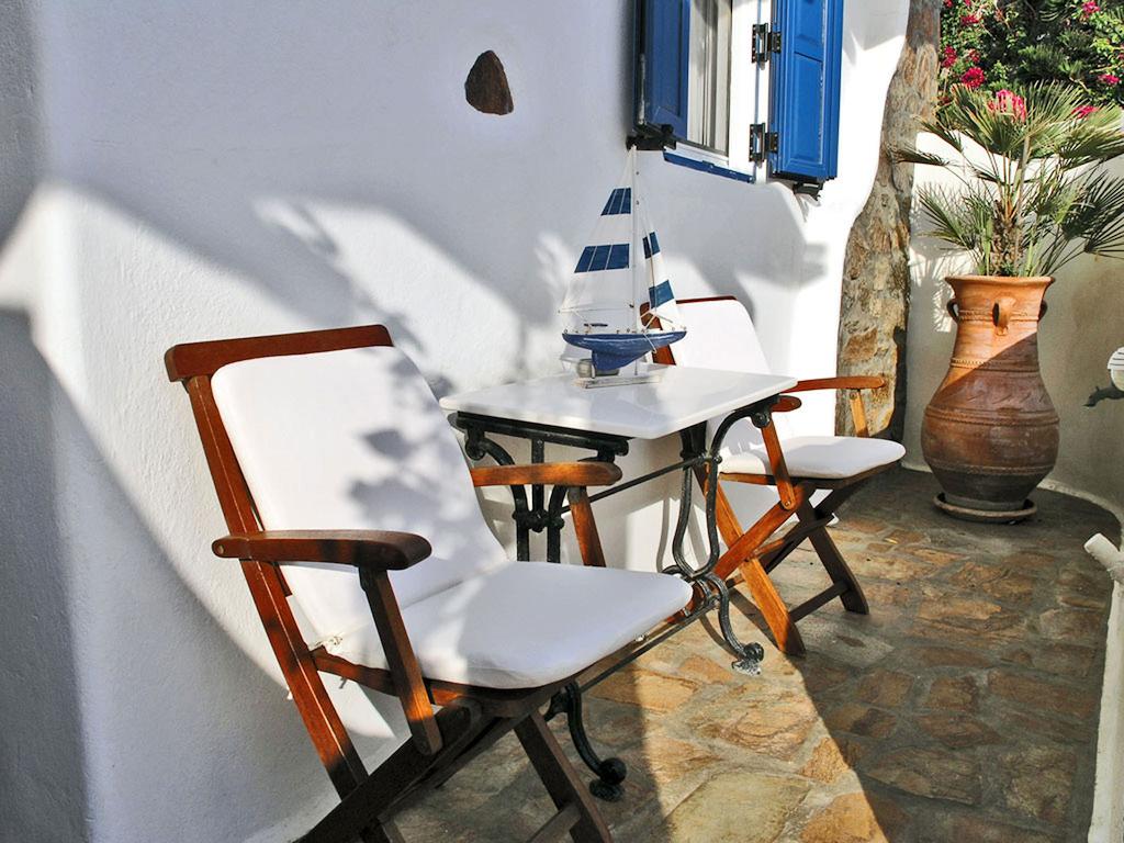 Mykonian Iros