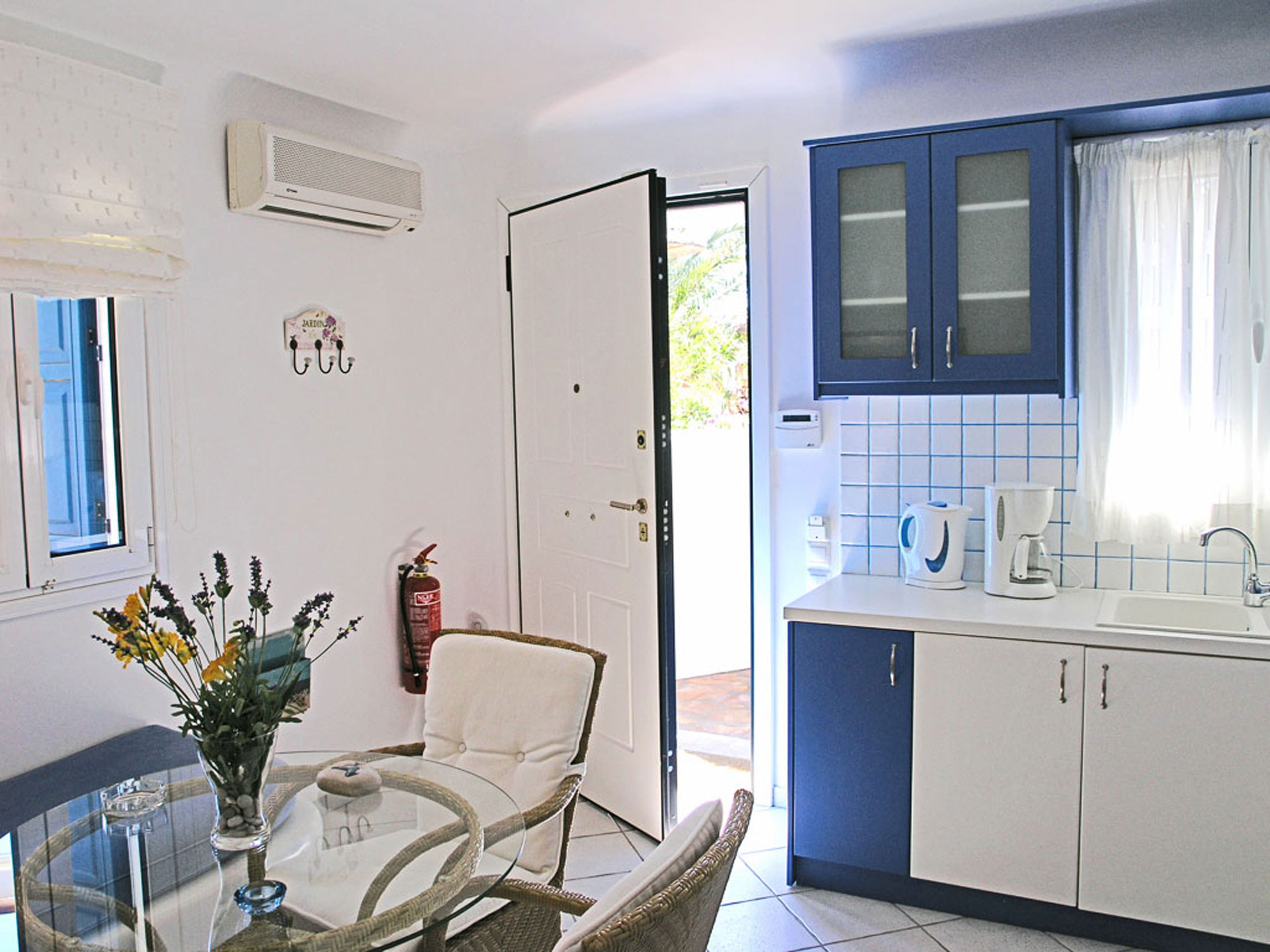 Mykonian Iros