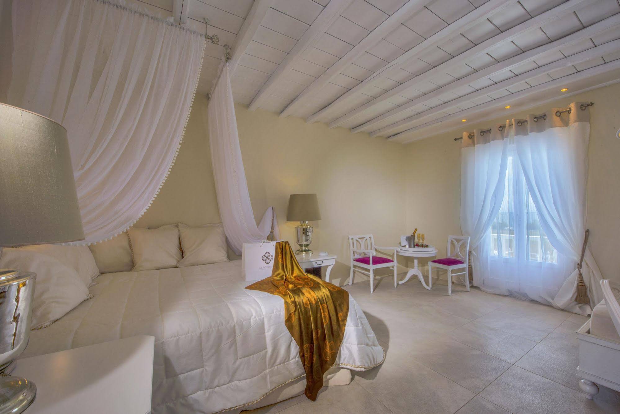 La Residence Mykonos Hotel Suites