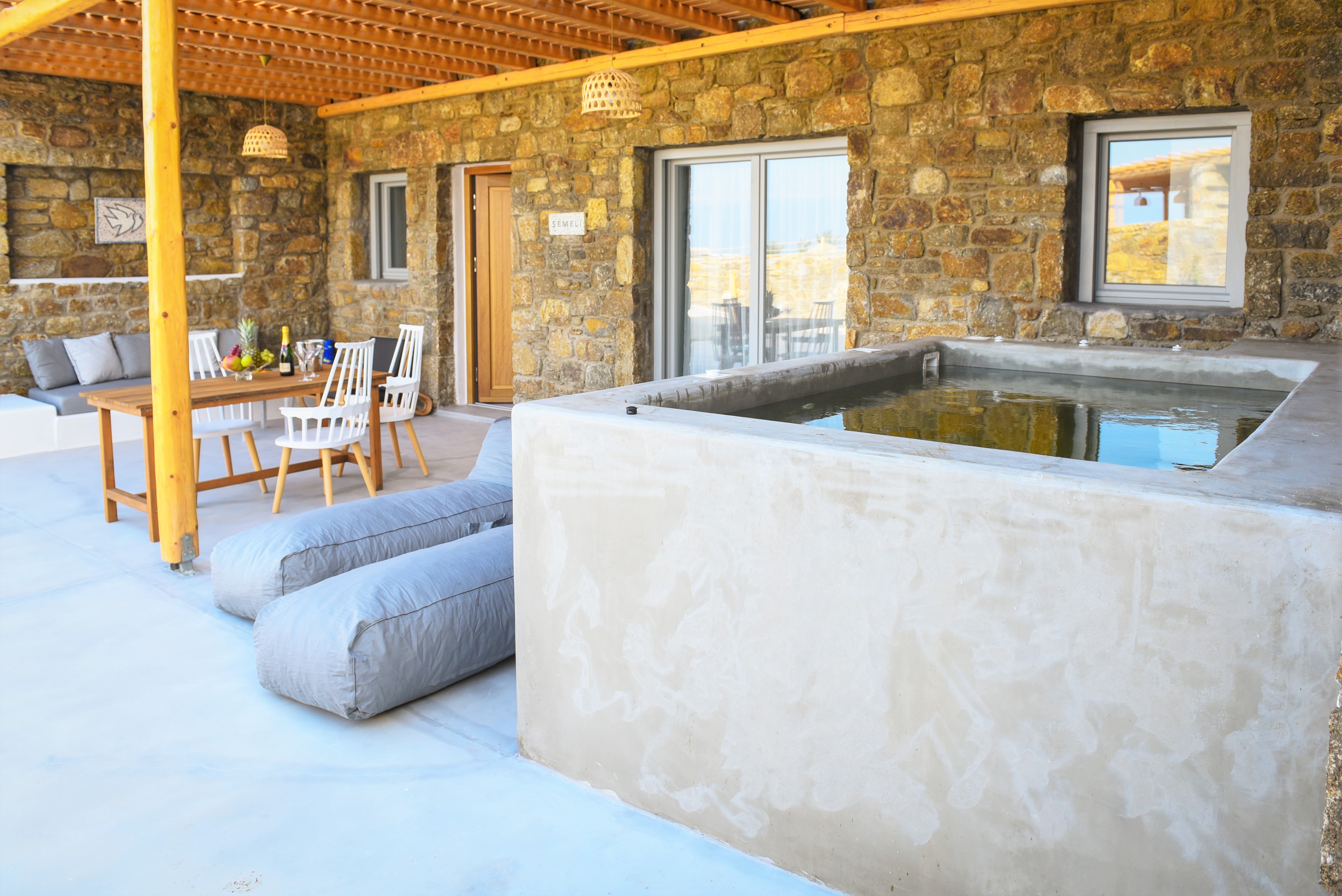 Myconian Crown Suites