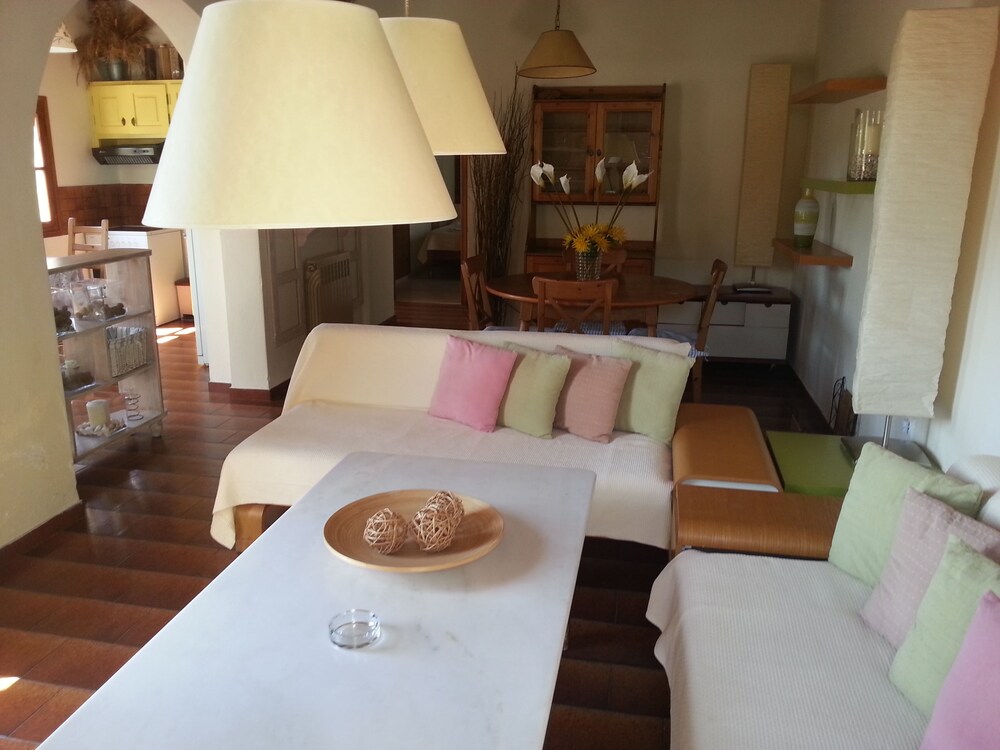 Studios & Suites Rania