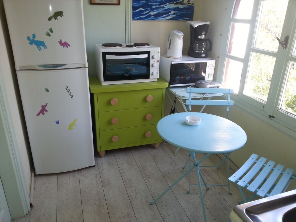 Studios & Suites Rania