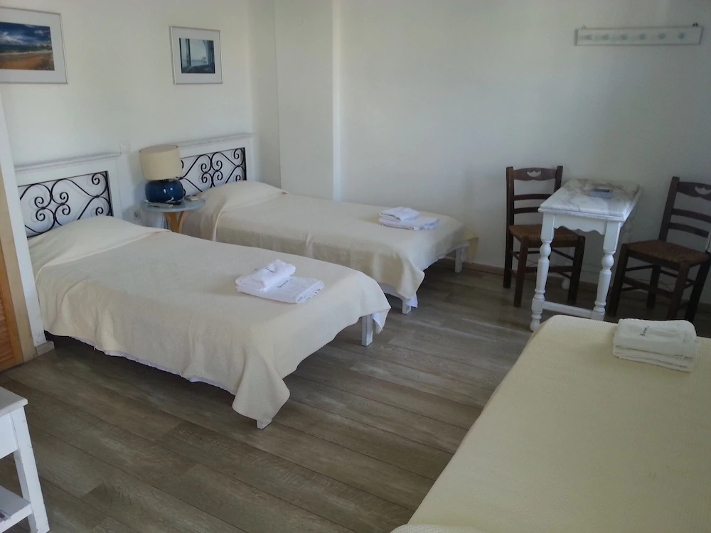 Studios & Suites Rania