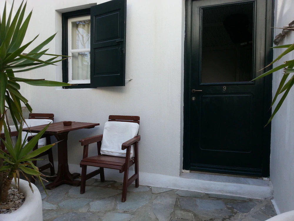 Studios & Suites Rania