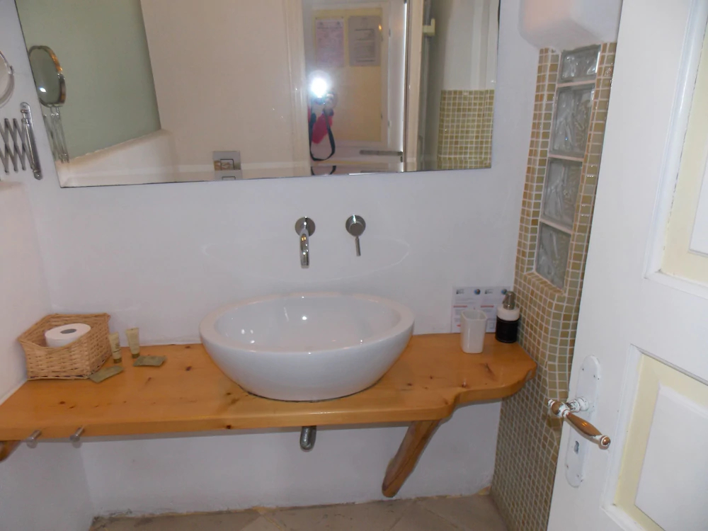 Studios & Suites Rania