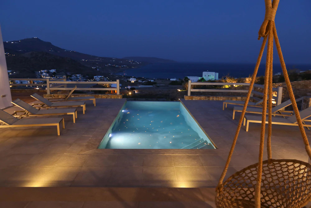 Villa Moonflower