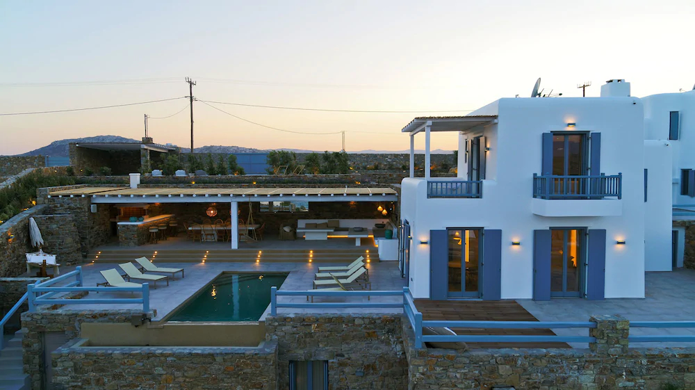 Villa Moonflower