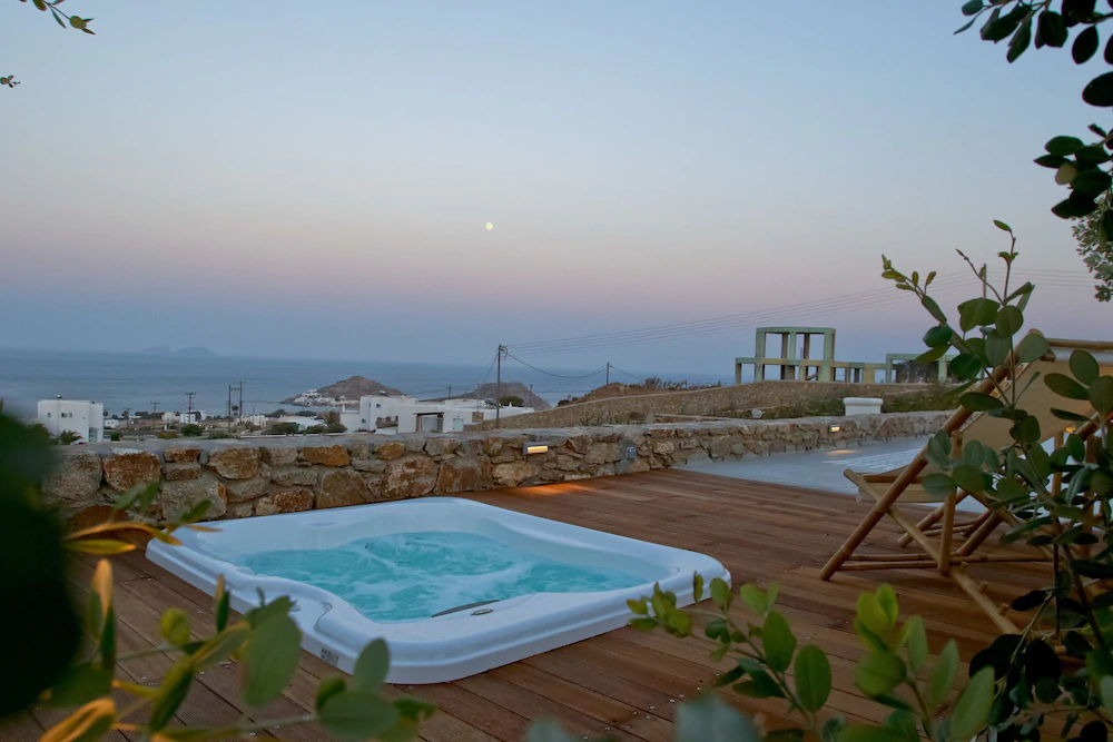 Villa Moonflower